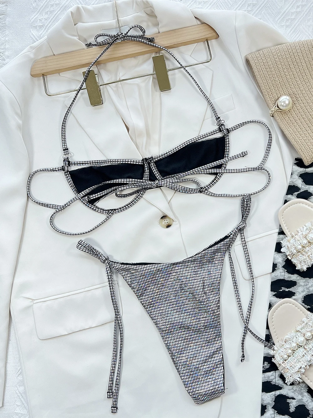 Рисунок 6 - Новинка 2022, купальник с блестящими блестками