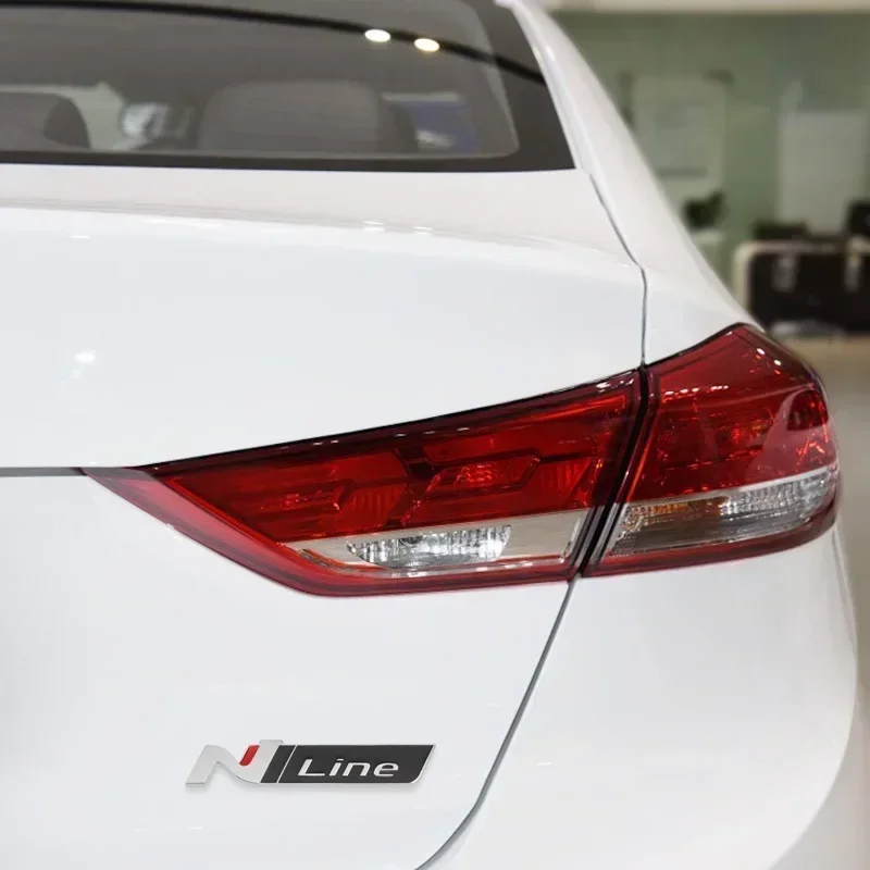 3D 금속 N 라인 로고 후면 부츠 트렁크 엠블럼 배지 데칼 For Hyundai i20 i30 Sonata Kona Elantra Tuson 자동차 스티커