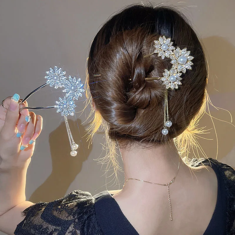 2022Newest Delicate full diamond flowers  Hair Forks Retro Style Long Tassels summer meatball head Hairpins headdress Gift
