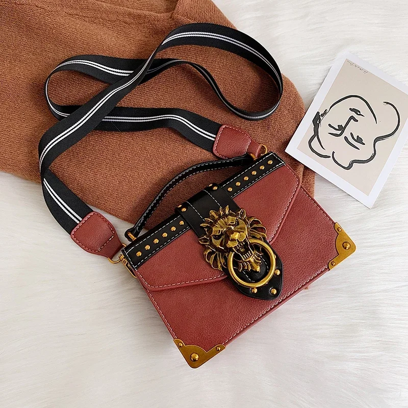 Women Handbags Crossbody Bags Female Fashion Handbags Popular Girls Crossbody Bags Totes Woman Metal Lion Head Brand Shoulder Purse Mini Square Messenger Bag