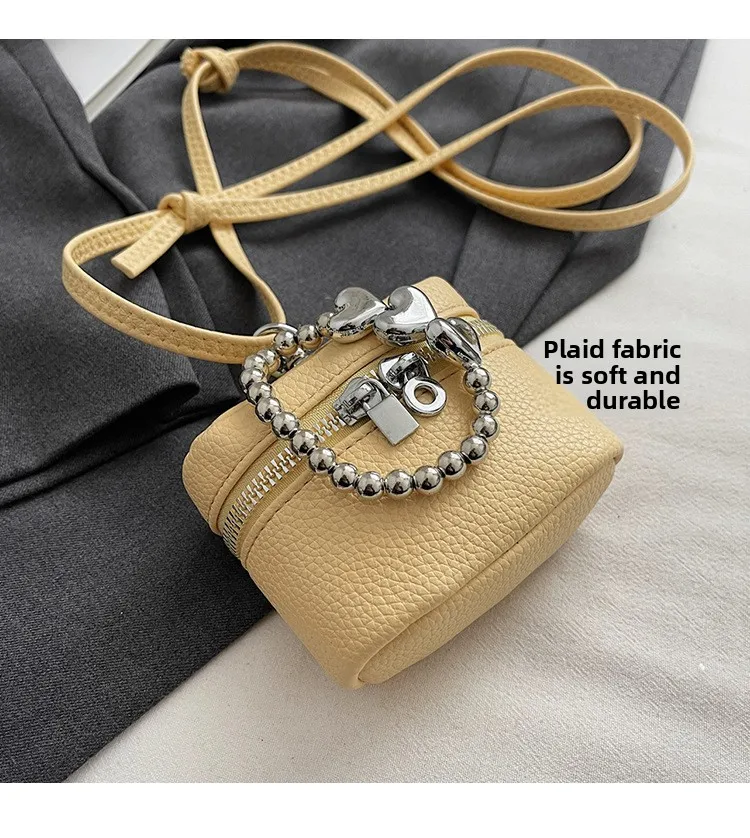 2026 NEU Trendige Luxus-Handytasche: Süße, modische, bonbonfarbene Schultertasche mit Kopfhörerfach und Handschlaufe – Mini-Tasche – Detail 2
