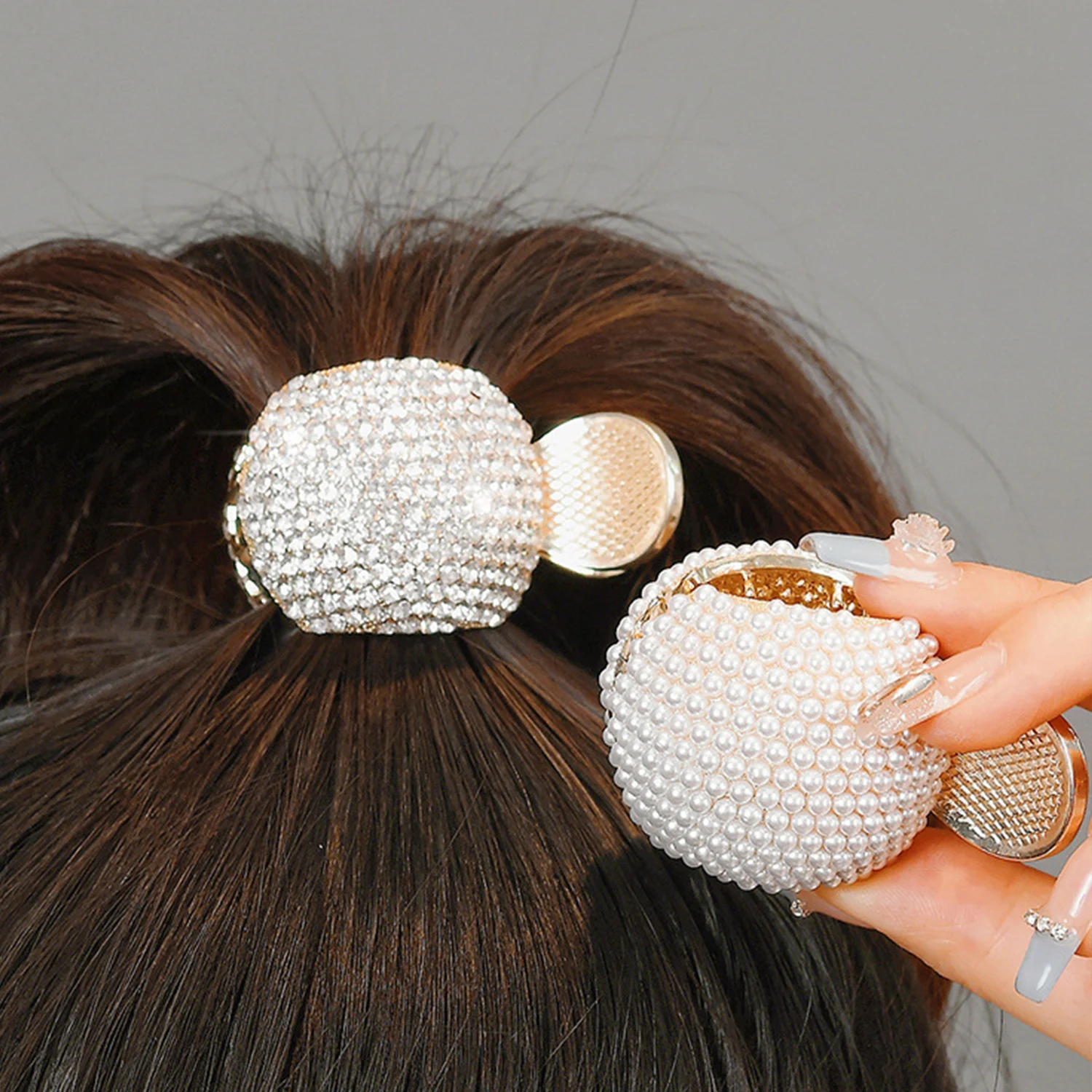 

Small High Ponytail Braid Round Hair Claw Girls Women Elegant Rhinestone Pearl Shark Hair Clip Headwear Hair Accessories
