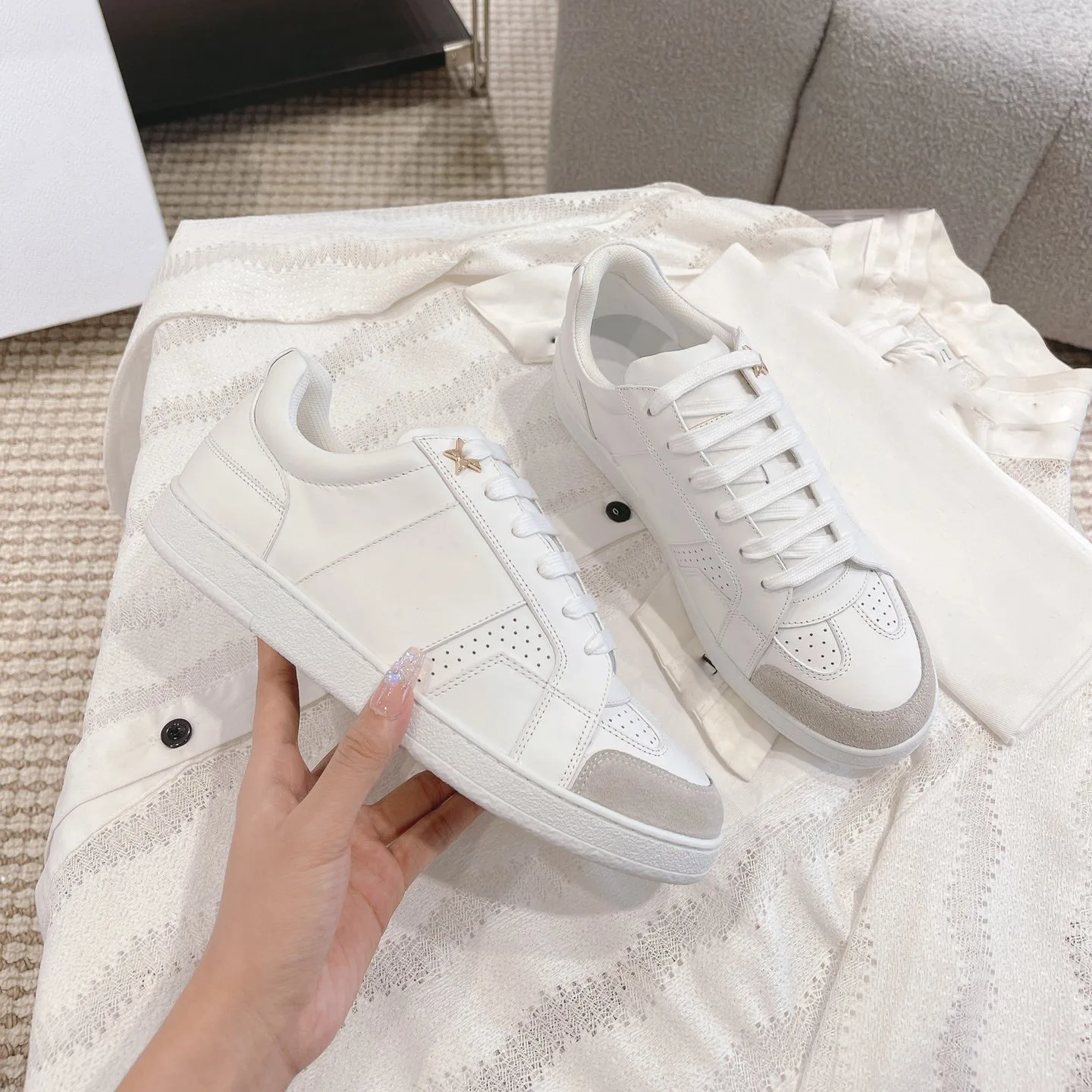 

Новинка Осень-зима 2023, повседневные кроссовки из натуральной кожи на плоской подошве 1204