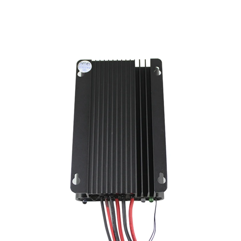 Tracer3906LPLI 15A EPEVER Waterproof Solar Street Light Charge Controller 12V/24