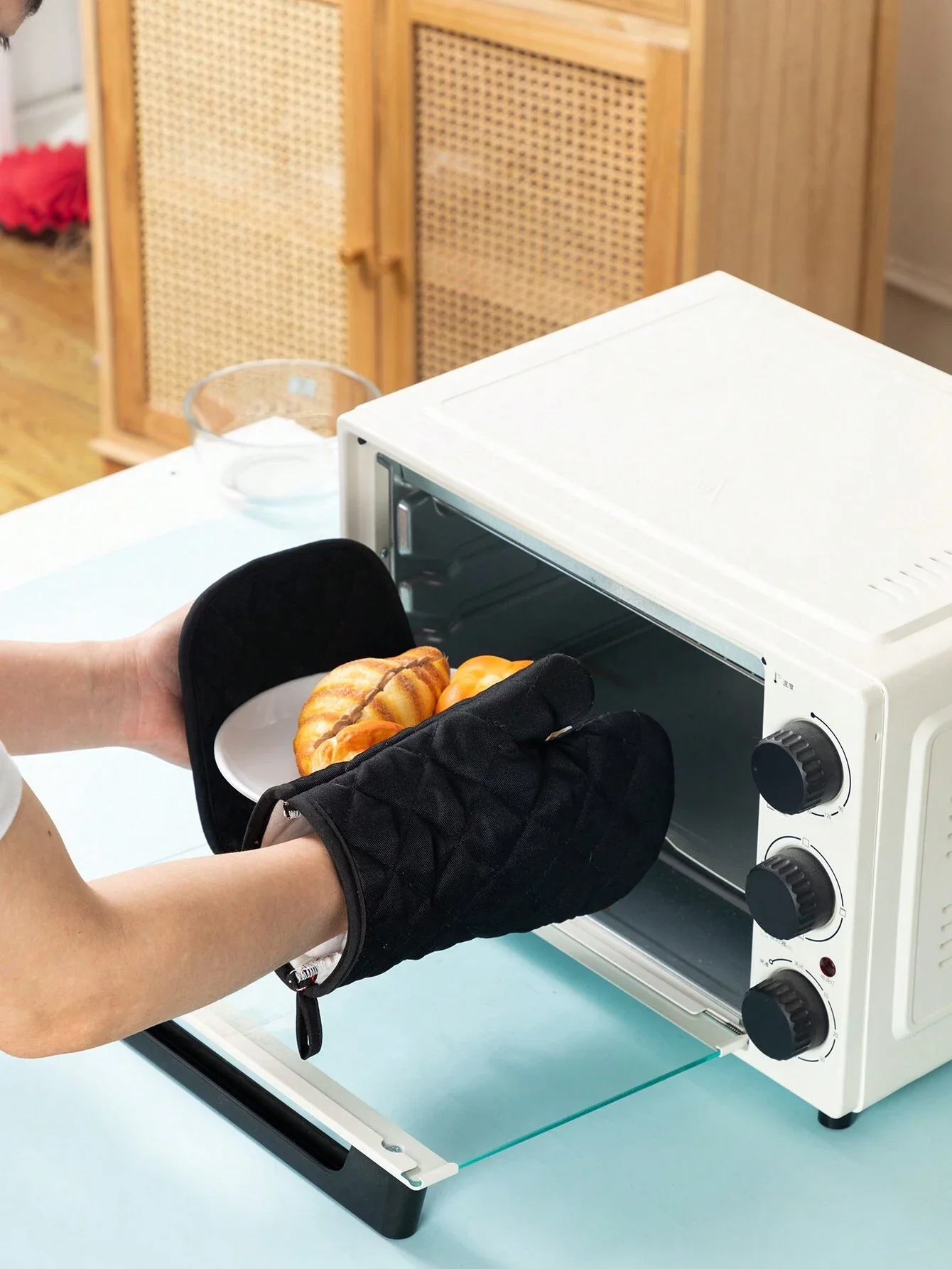 Microwave Cotton Baking Gloves Anti-Scalding Heat Resistant Oven Mitts Bakeware Non-Slip Insulation Gloves