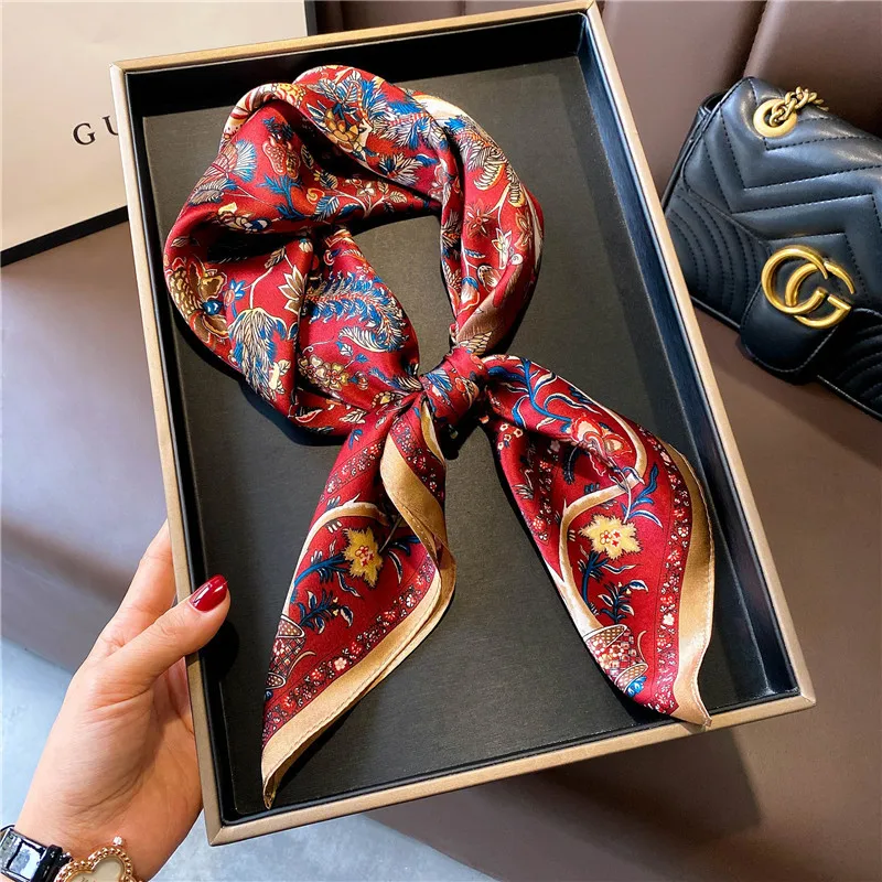 

New 68cm Square Towel Fashion All-Match Female Gift Vintage Ornament Mulberry Silk Small Scarf