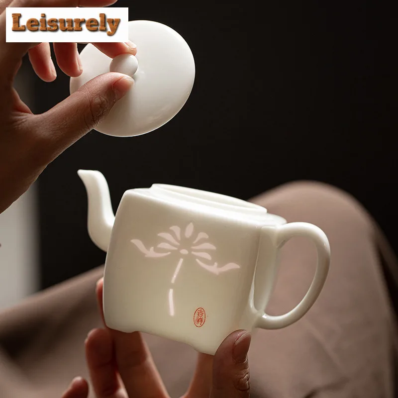 200ML Exquisite White Porcelain Teapot Aesthetic Piercing Carving Square Pot Tea Soaking Ball Hole Filter Kettle Tea Ceremony