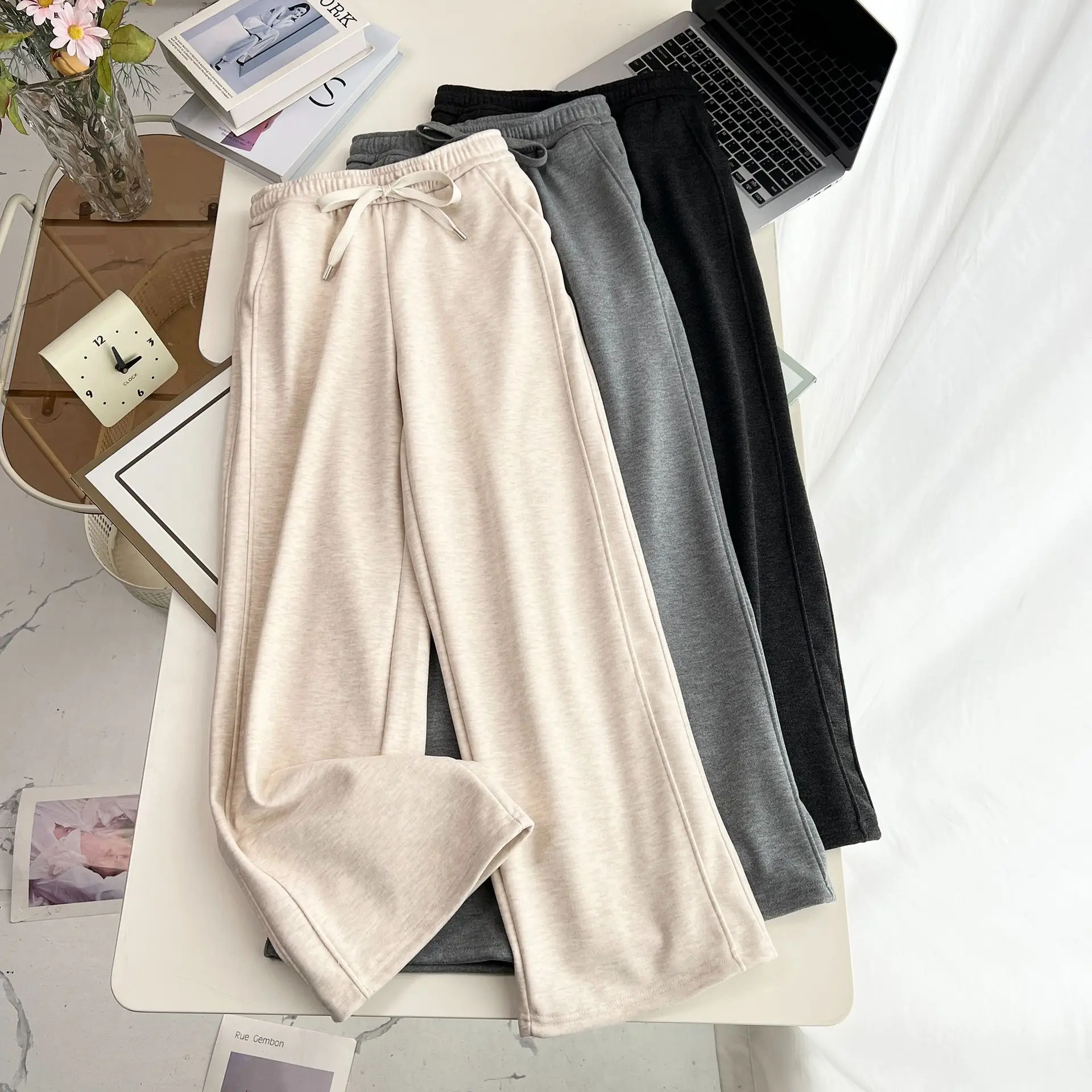 XXXXL Fashion Plus Size Women's Straight Leg Pants 2025 Winter New Fleece three-dimensional Cut Casual Trousers 8038