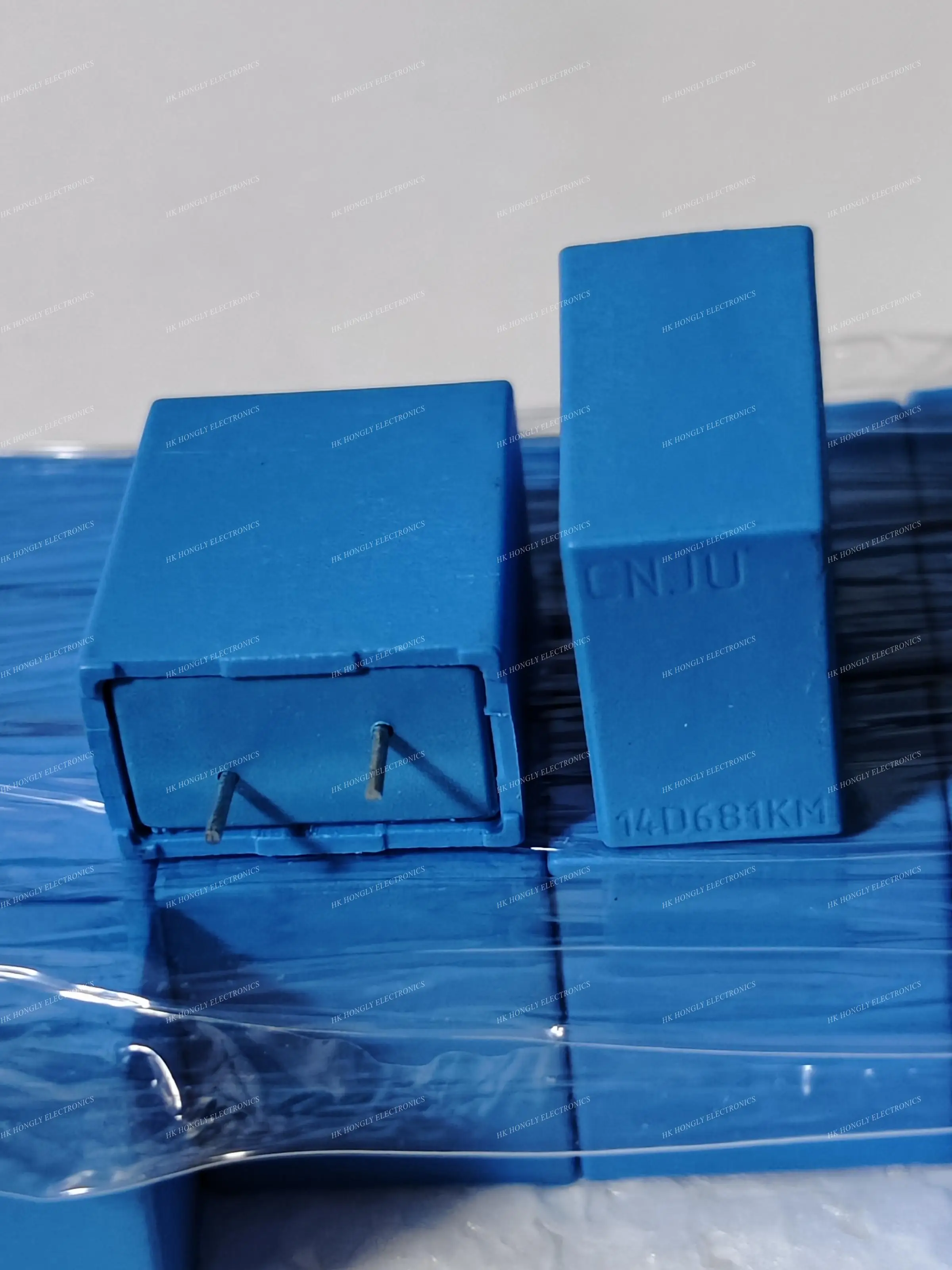 2PCS 14D561K-K 14D561K-W 14D561K-M 14D681K-K 14D681K-W 14D681K-M