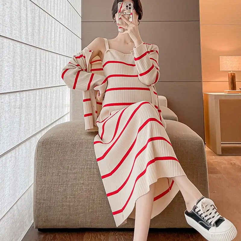 

Maternity Dresses New Spring Clothes For Pregnant Wome Fashion Striped Cardigan Suspenders Dress 2Pcs Suits Pregnancy Dresses