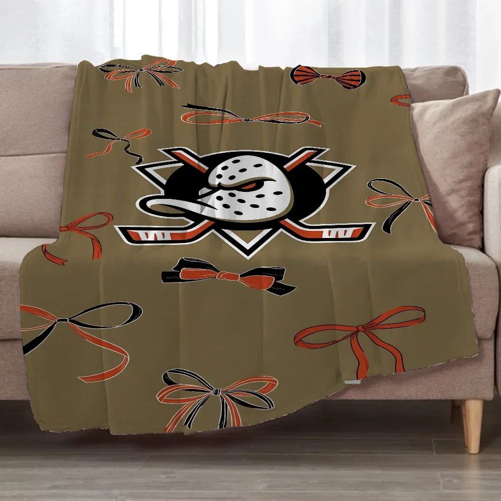 A-Anaheims Ducks Throws Blankets for Sofa Luxury Bedding Knitted Plaid Warm Blanket for Winter Fleece Throw Blanket Fluffy Knee 2