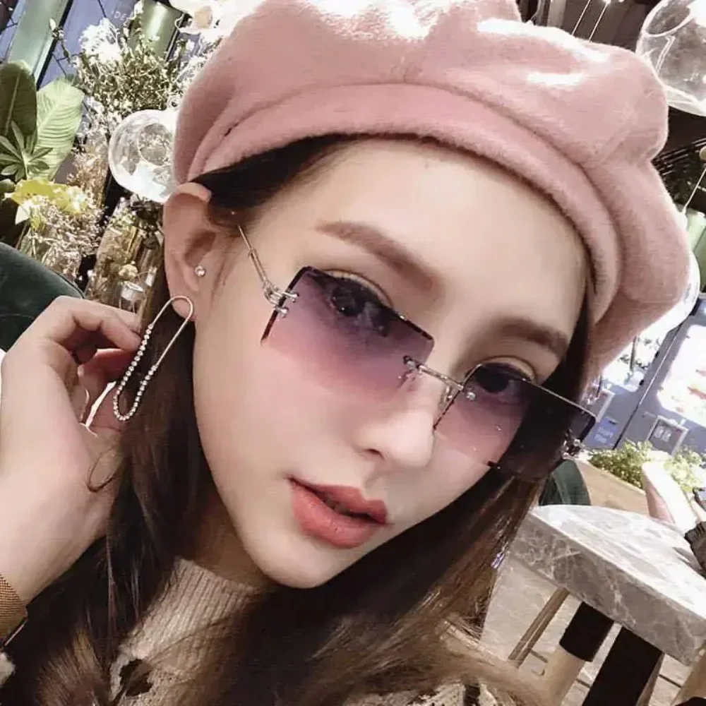 Vintage Fashion 2025 New Sunglasses Rimless Frameless Rectangle Shades Gradient UV400 Summer Traveling Sun Glasses for Women