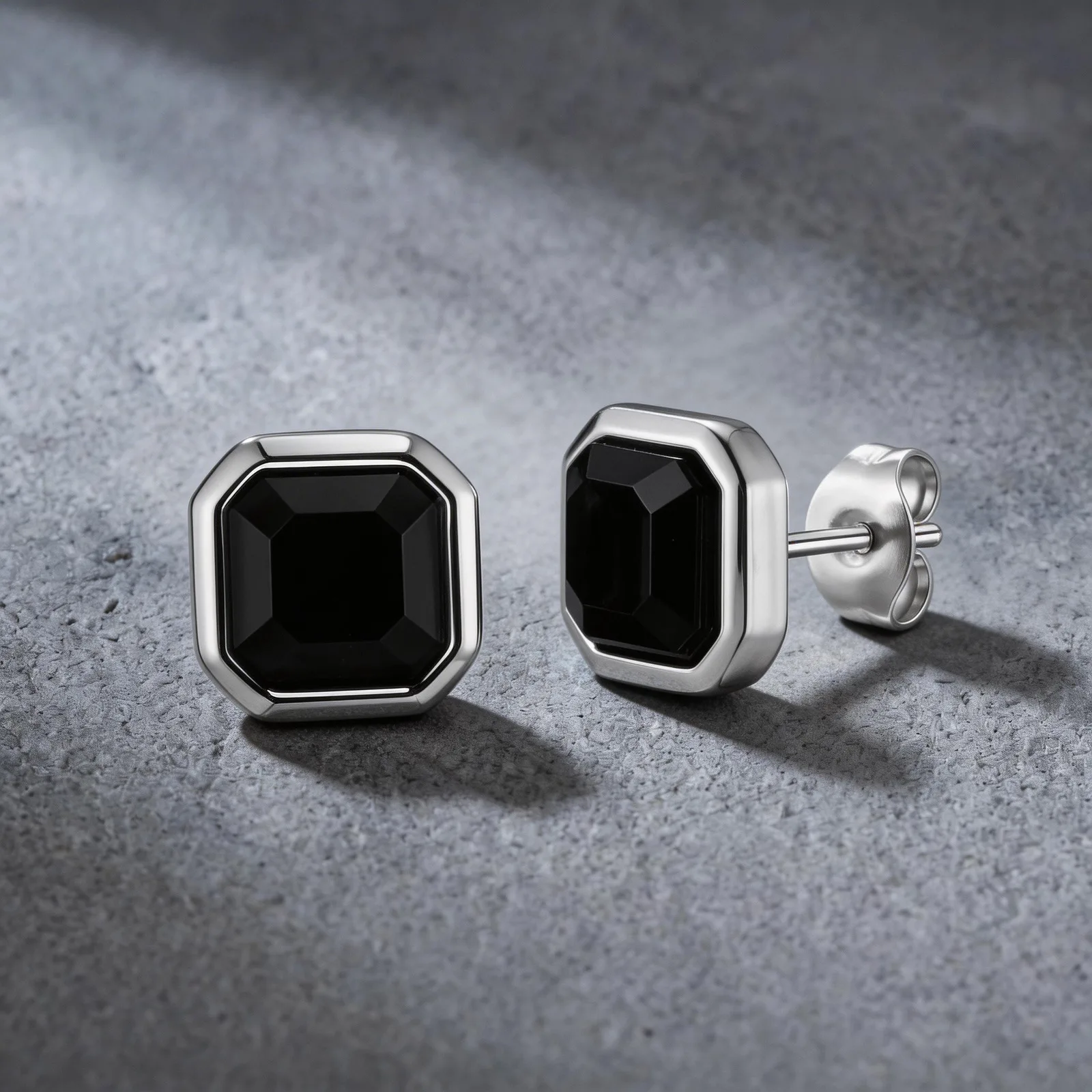 Quadratische Ohrstecker aus schwarzem Onyx für Männer und Jungen, Ohrstecker aus Edelstahl mit schwarzem Stein, stilvolles Hip-Hop-Schmuckgeschenk – Detail 2