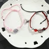 Le bracelet de couple Spider-Man pour la Saint-Valentin est un cadeau réglable adapté à un usage quotidien.