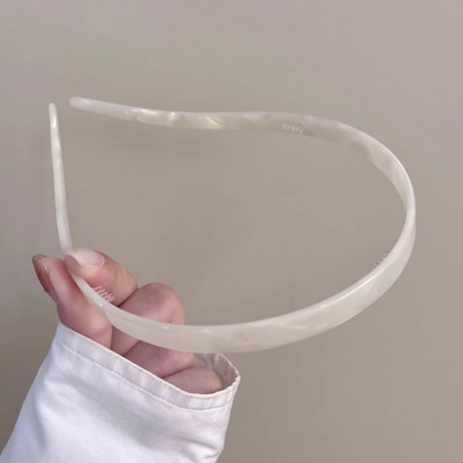 1 Ladies Non-Clamping Ear Bone Hair Accessories Acetic Acid Headband Headband High-End Hairband Girls 2024 New Summer Elegant He