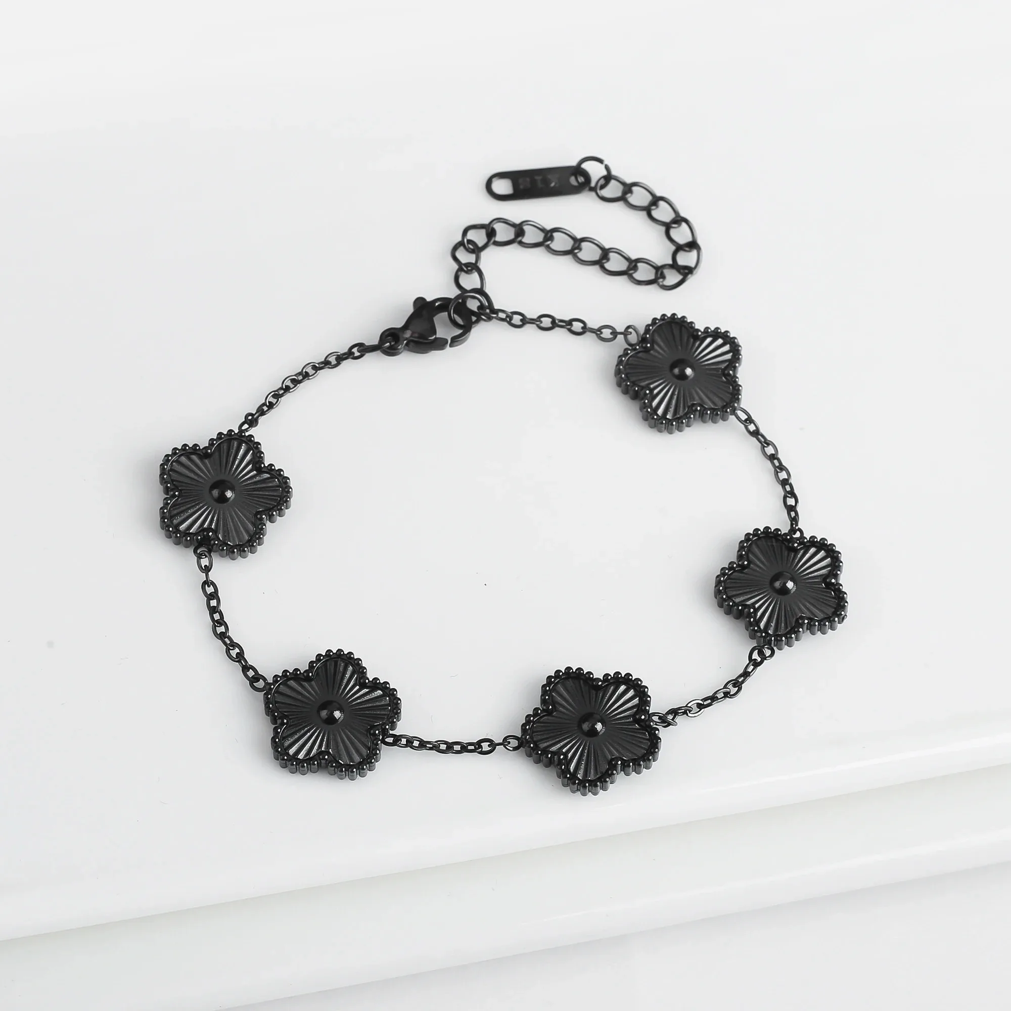 Adjustable New Design Gold Plated Stainless Steel 316L Plant Flower Bracelet With Five Leaf Petals Women's Luxury Gifts Clover 3