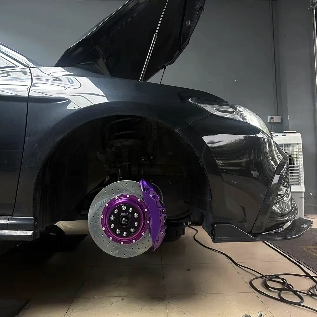 레이싱 V6 6피스톤 커스텀 도색 캘리퍼 브레이크 키트(380mm/405mm/355mm 슬롯 로터 세트 포함) 공장 직송 볼트 체결