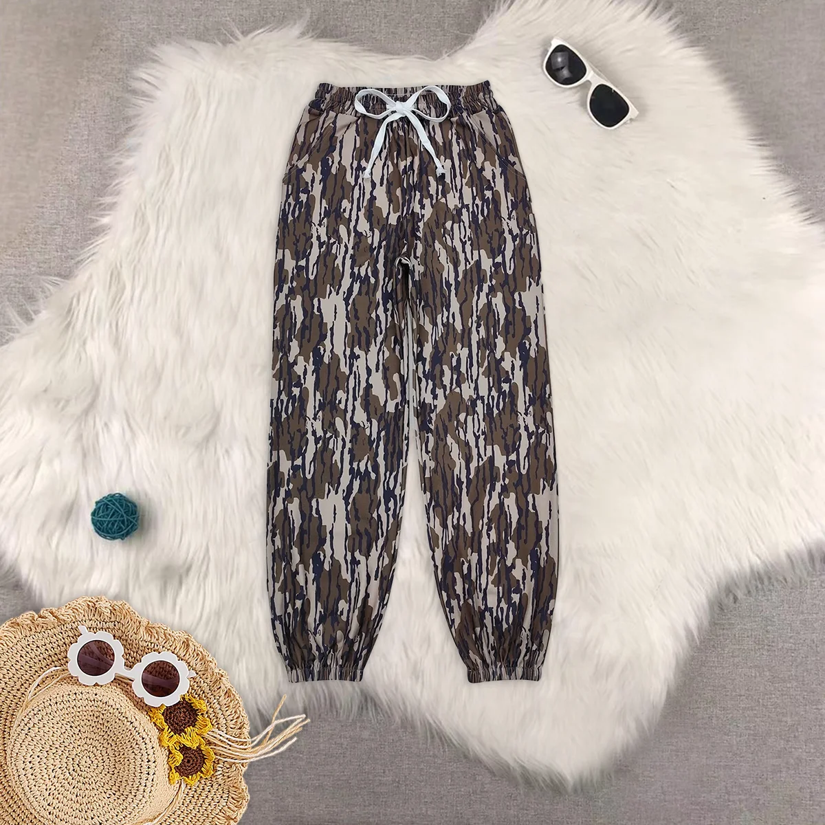 Adult Women's Camouflage Yoga Pants with Pockets Bottomland Joggers for Fitness And Exercise