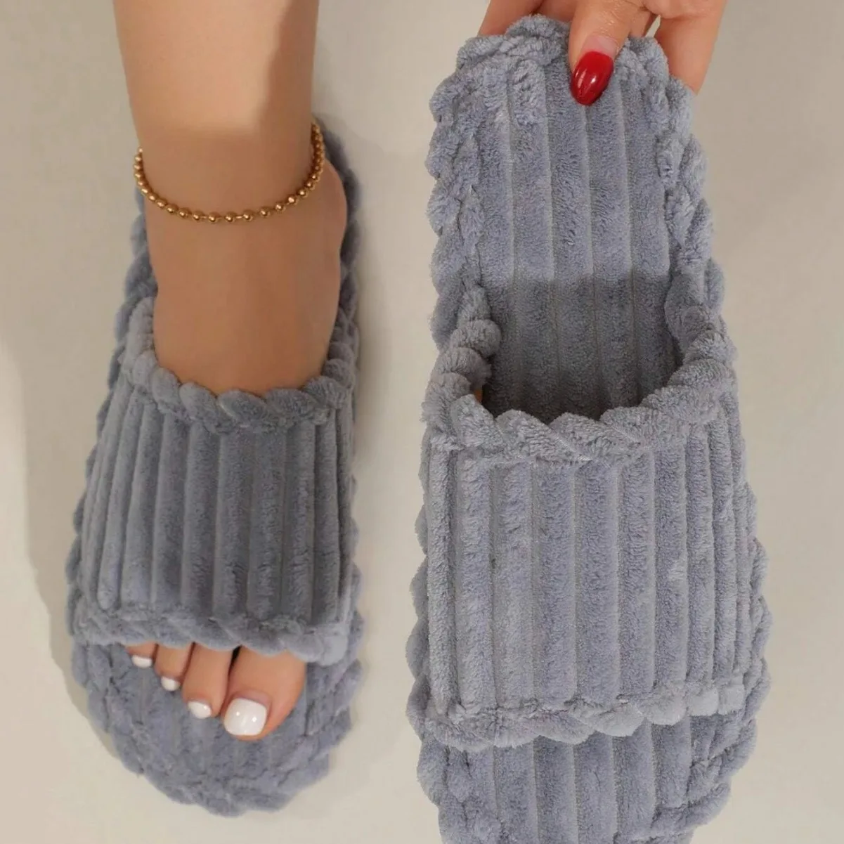 2024 women's new fashionable and minimalist one word slippers for indoor and home couples with striped open toe cotton slippers - Image 3