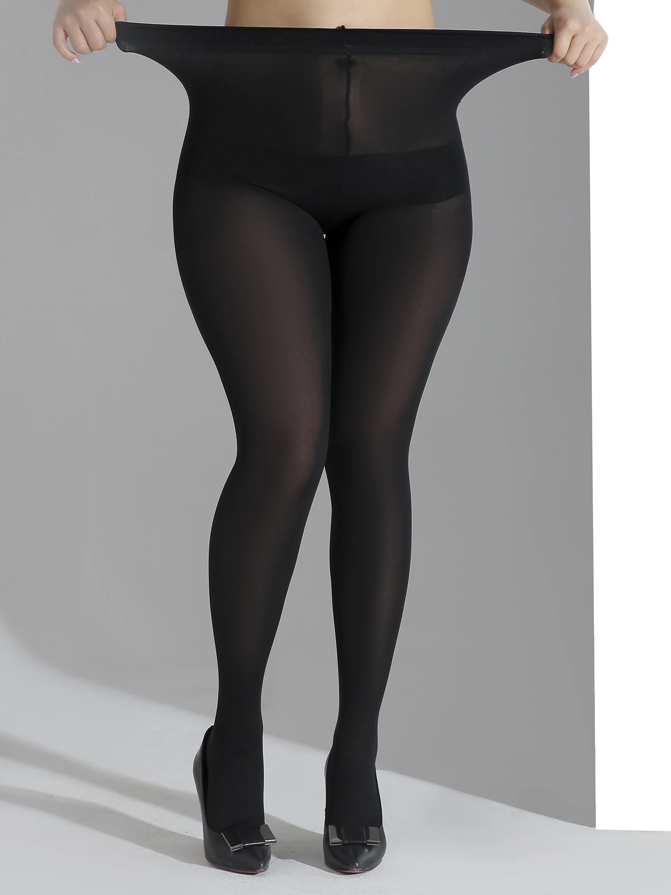 Ein Paar schwarze Damenstrumpfhosen in Übergröße, modische Strumpfhosen in Übergröße – Detail 2