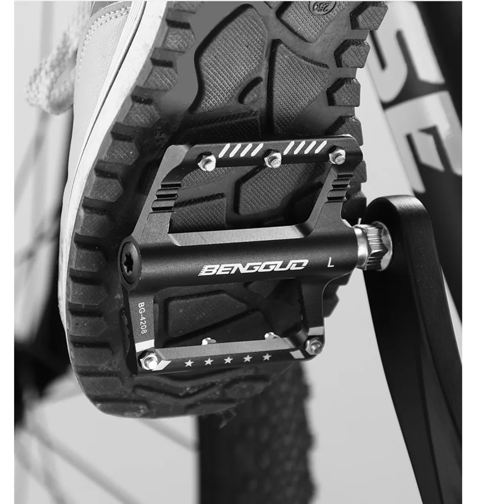 Nouveau vélo de route de montagne en alliage d'aluminium, axe en acier au chrome-molybdène, équipement de conduite à pédales_voghion.com