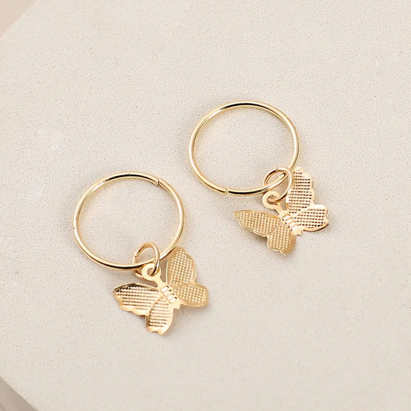 Wig dreadlocks hair accessories 24pcs Wig dreadlocks hair accessories buckle butterfly open hair ring clip vintage hollow braid DIY accessory pendant
