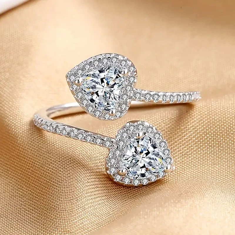 Huitan Fashion Luxury Heart Cubic Zirconia Rings for Women Silver Color Dazzling Wedding Bands Trendy Opening Rings New Jewelry