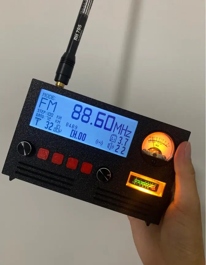 NyaKoishi Version TEF6686 FM Radio Receiver + Audio VU indication