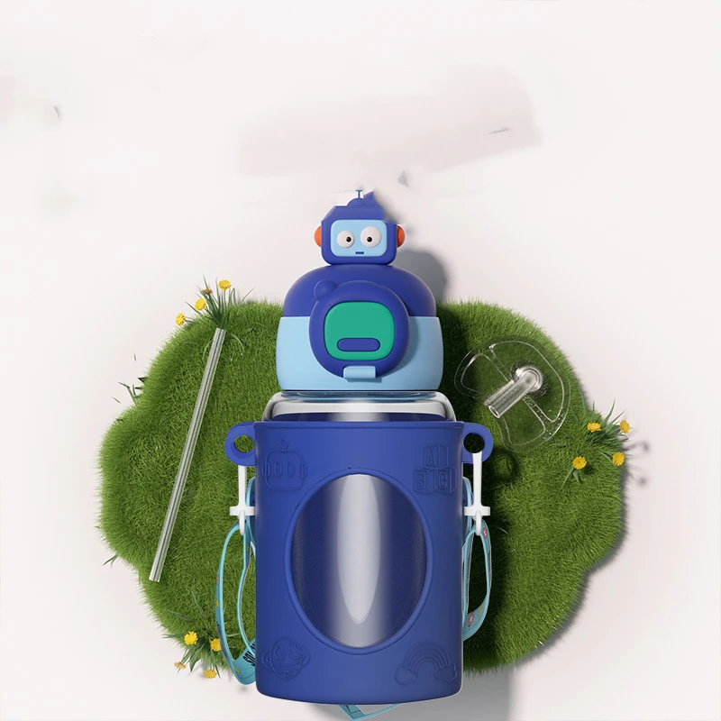 Cartoon Children's Toy Plastic Cup with High Appearance ，Large Capacity Straw Cup, Heat-resistant Food Grade Portable Water Cup
