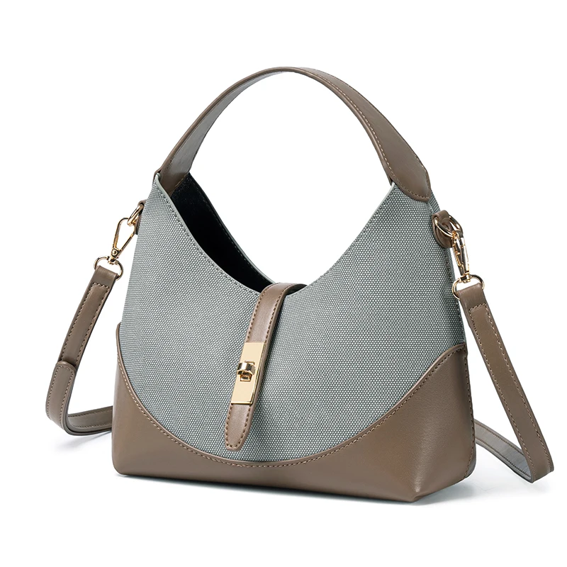 حقيبة زلابية مصممة خصيصًا بألوان متباينة، وهي حقيب...