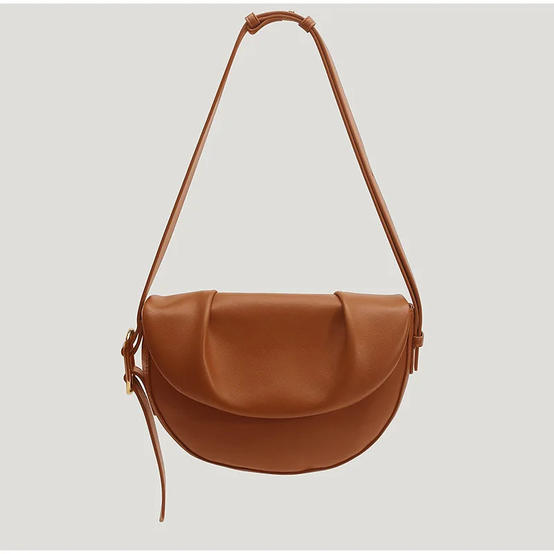high-end women’s saddle bag