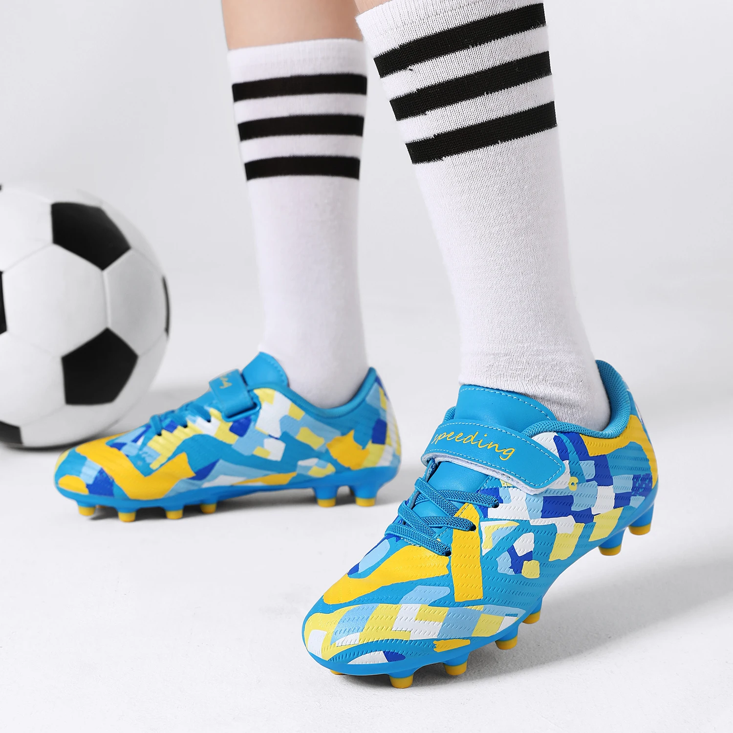 Kids Football / Soccer Cleats 5