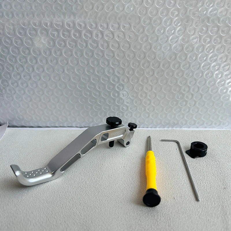 Single piece silver
