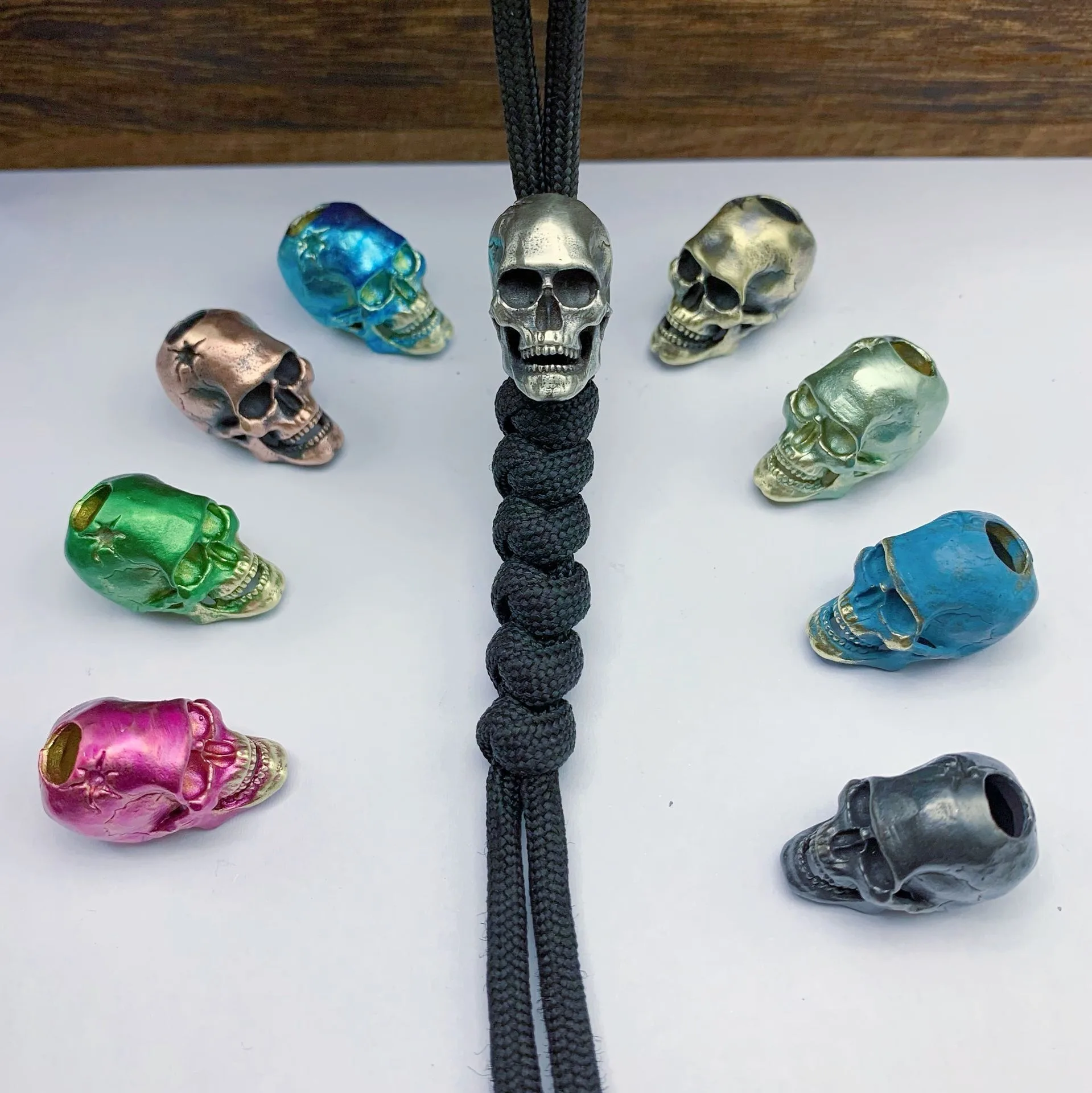 Blackened skull Brass Knife Beads Outdoor EDC Umbrella Rope Pendants DIY Paracord Bracelets Accessories Lanyard Hangings