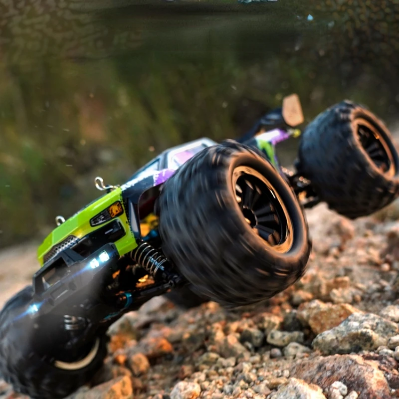 RCカー Amazon.co.jp: ラジコンカー 1/16 RCレースカー2.4GHz合金高速