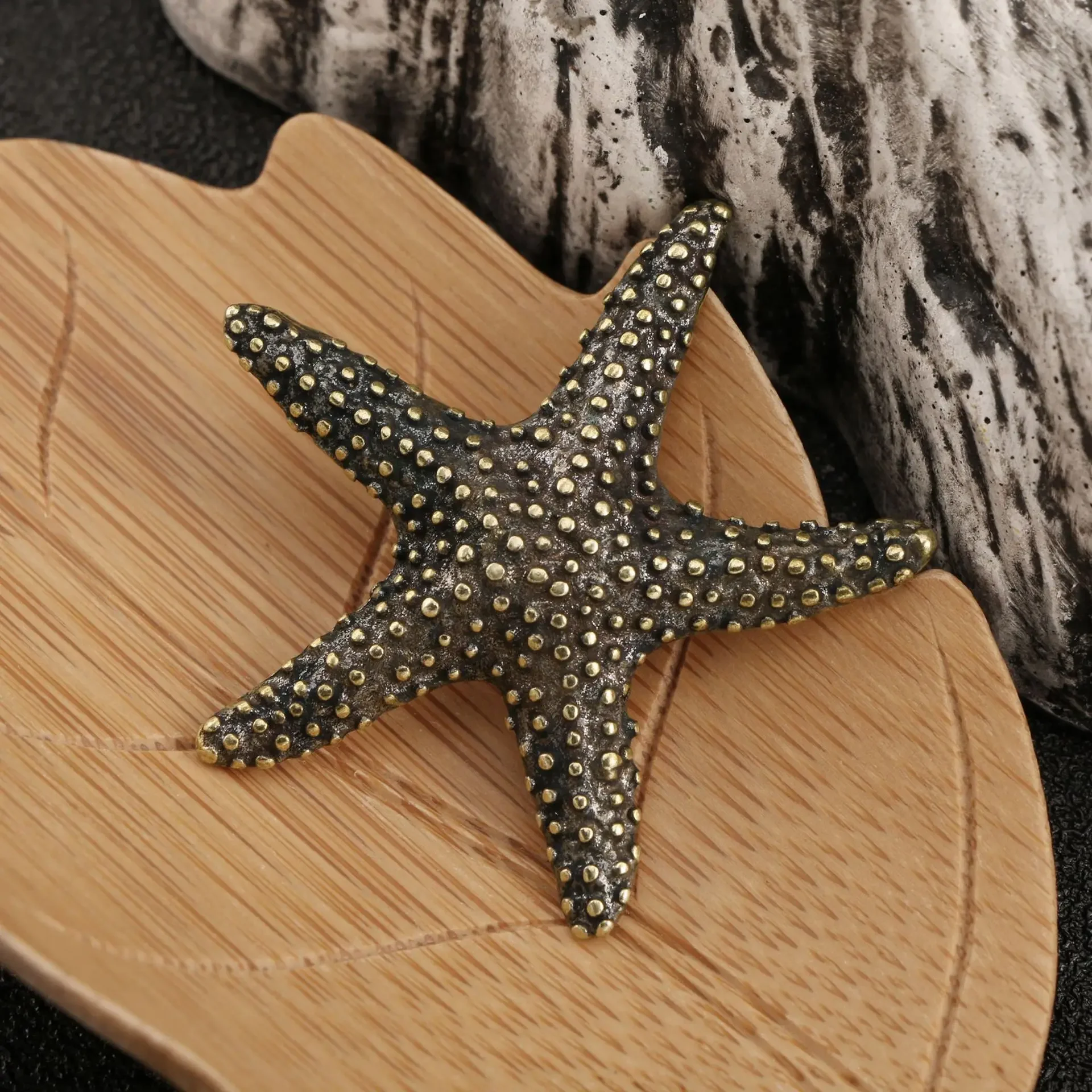 Solid Brass Sea Animal Starfish Miniature Ornament Cute Star Shape Ocean Lives Sculpture Home Decorate Vintage Crafts Desk Decor