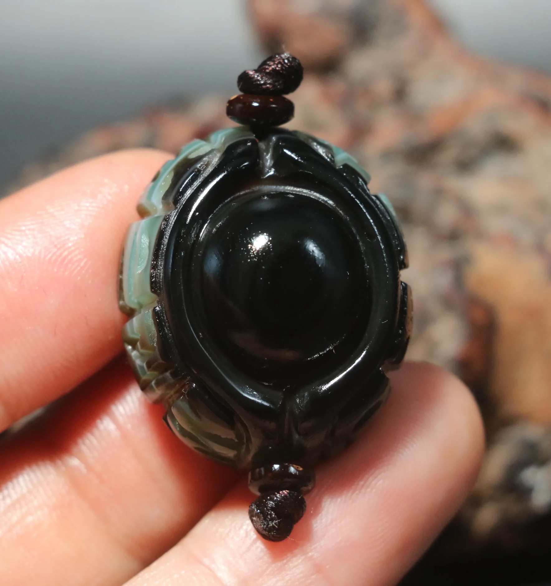 

K2415 Magic Power Tibetan Agate Colorful Scultural Buddha Hand Goat Eye Heaven Eye dZi Bead Pendant 3A Amulet Talisman Treasure