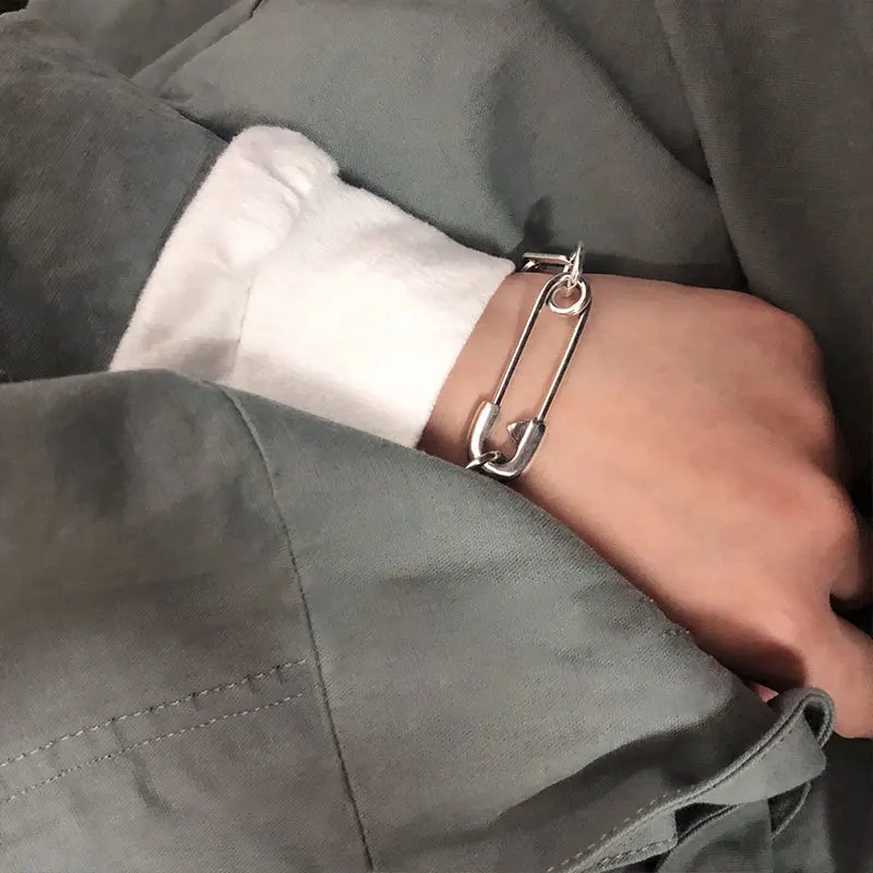 Bracelet Pin