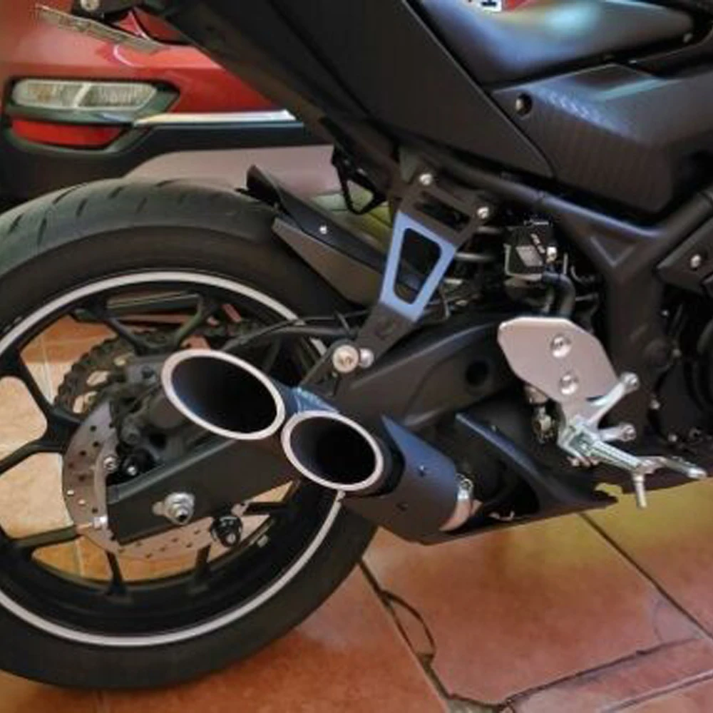 Pedane Anteriori In Alluminio Per Moto - Compatibili Yamaha MT-03, MT-25, R3, XJ6, FJR1300 - CNC T7075 - Antiscivolo (Grigio Con Rosso) - 4
