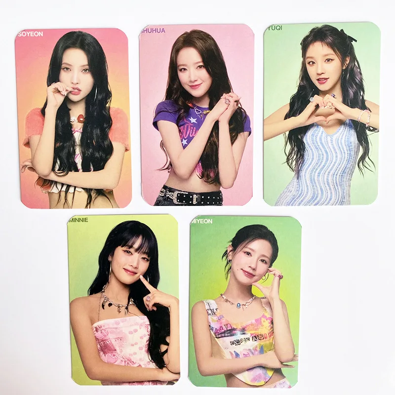 

Kpop (G)I-DLE New Ablum I Feel Photo Postcard Card Double Side Printed MIYEON MINNIE SIYEON YUQI SHUHUA Fans Collection GIfts