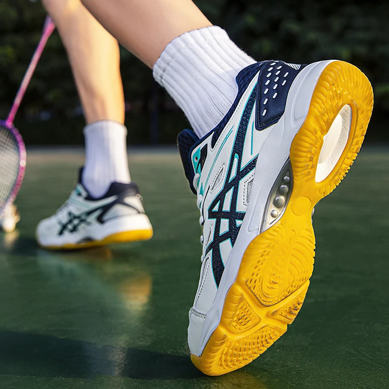 Male Sport Shoes Mens Badminton Shoes Lightweight Volleyball Sneakers Men Lace Up Breathable Badminton Men's Sneakers 36-44 men sport shoes