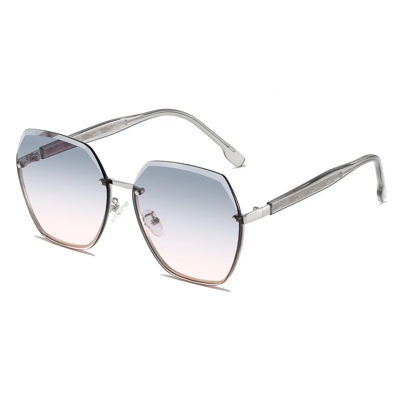 thumbnail image 1 of Gafas de sol para mujer, sin montura, con degradado, protección UV400, diseño de marca, para conducir, con juego de regalo, montura poligonal de metal, gafas de sol para hombre, 1 of 5