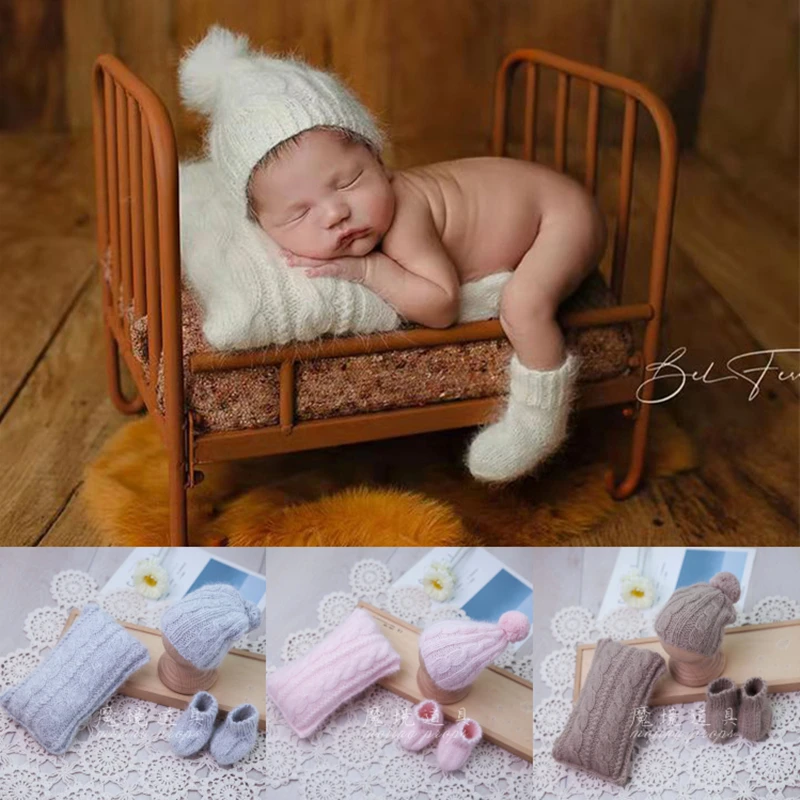 Dvotinst Newborn Baby Photography Props Handmade Knitted Soft Hat Pillow Socks 3-piece Accessories Studio Shoots Photo Props dvotinst newborn baby photography props handmade wool wraps pillow 2pcs mat fotografia accessories studio shooting photo props