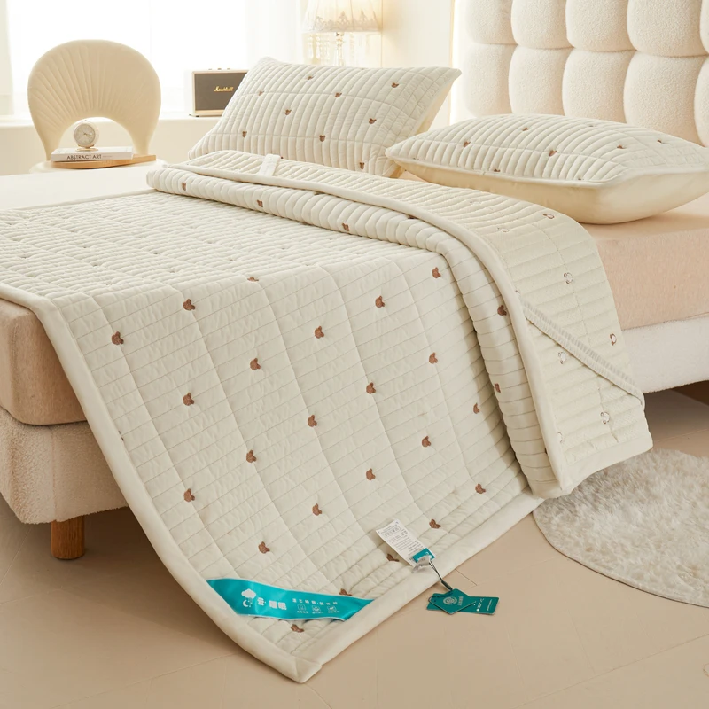 1PC Embroidery Mattress Pads For Winter Milk Velvet Mattress Cover Soft Blanket Pads Queen/King Size 매트리스 Full Set 침대매트