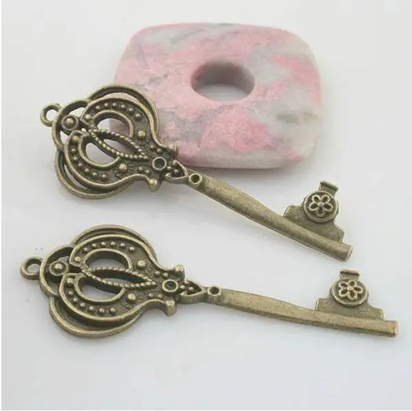 

5pcs antiqued bronze color pattern key pendant charm G1749