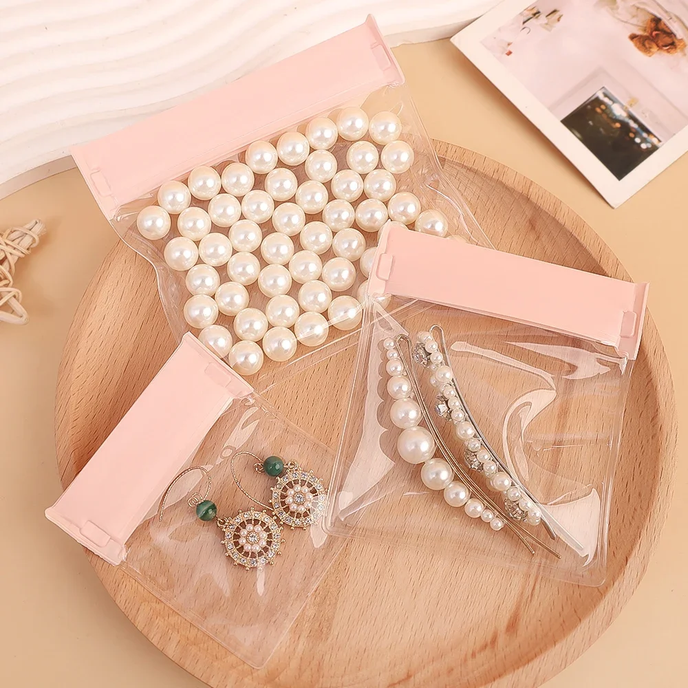 50 Sacchetti Portagioelli Antiossidazione In PVC - 25 Grandi (8,9x13 Cm) E 25 Piccoli (6,1x8,1 Cm) Con Chiusura Lampo - Trasparenti