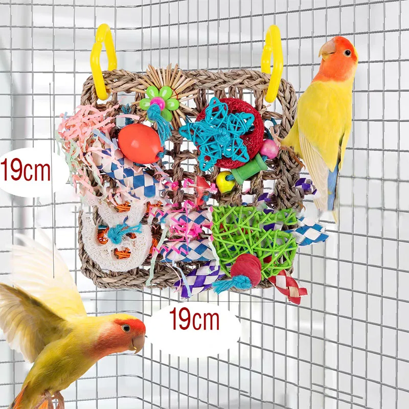 Tapis d'escalade mural en jonc de mer comestible tissé avec jouets à mâcher colorés pour perruches en cage suspendue_voghion.com