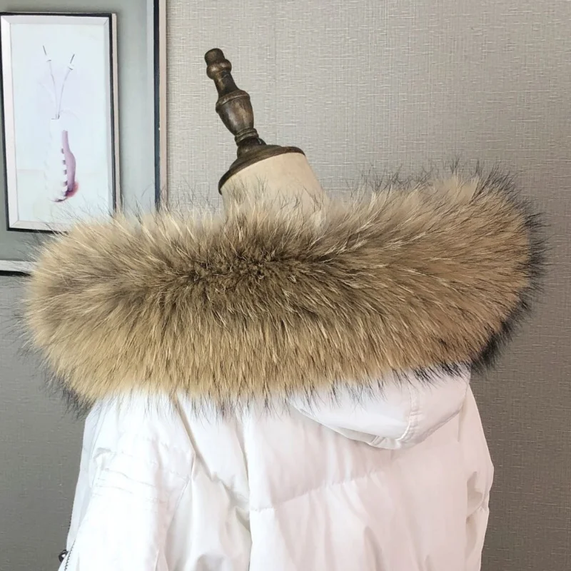 Collo Di Pelliccia Di Procione Rimovibile Con Bottoni: Aggiungi Lusso E Calore Al Tuo Cappotto!
