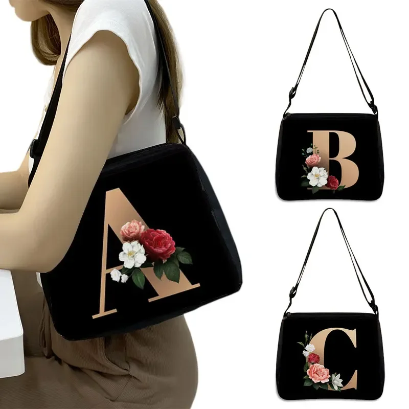 

26 Initial Letter Flower Messenger Bag Bridesmaid Women Handbags A - Z Alphabet Canvas Shoulder Bag Bridal Party Cross Bags Gift