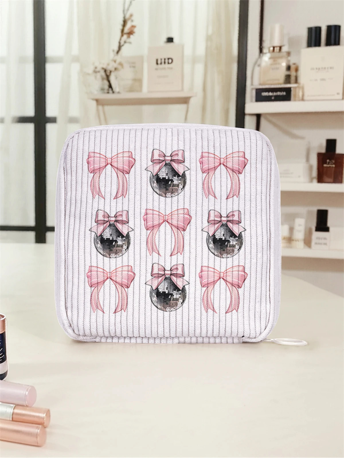 Butterfly pattern printed sanitary napkin storage bag, women's lightweight tissue bag, sanitary tissue bag